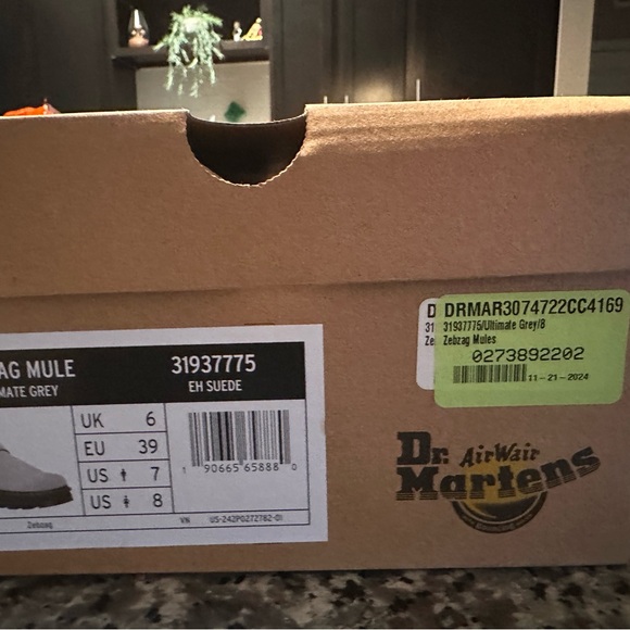 NIB Dr Marten Zebzag Mule Women’s size 8 - Picture 2 of 4